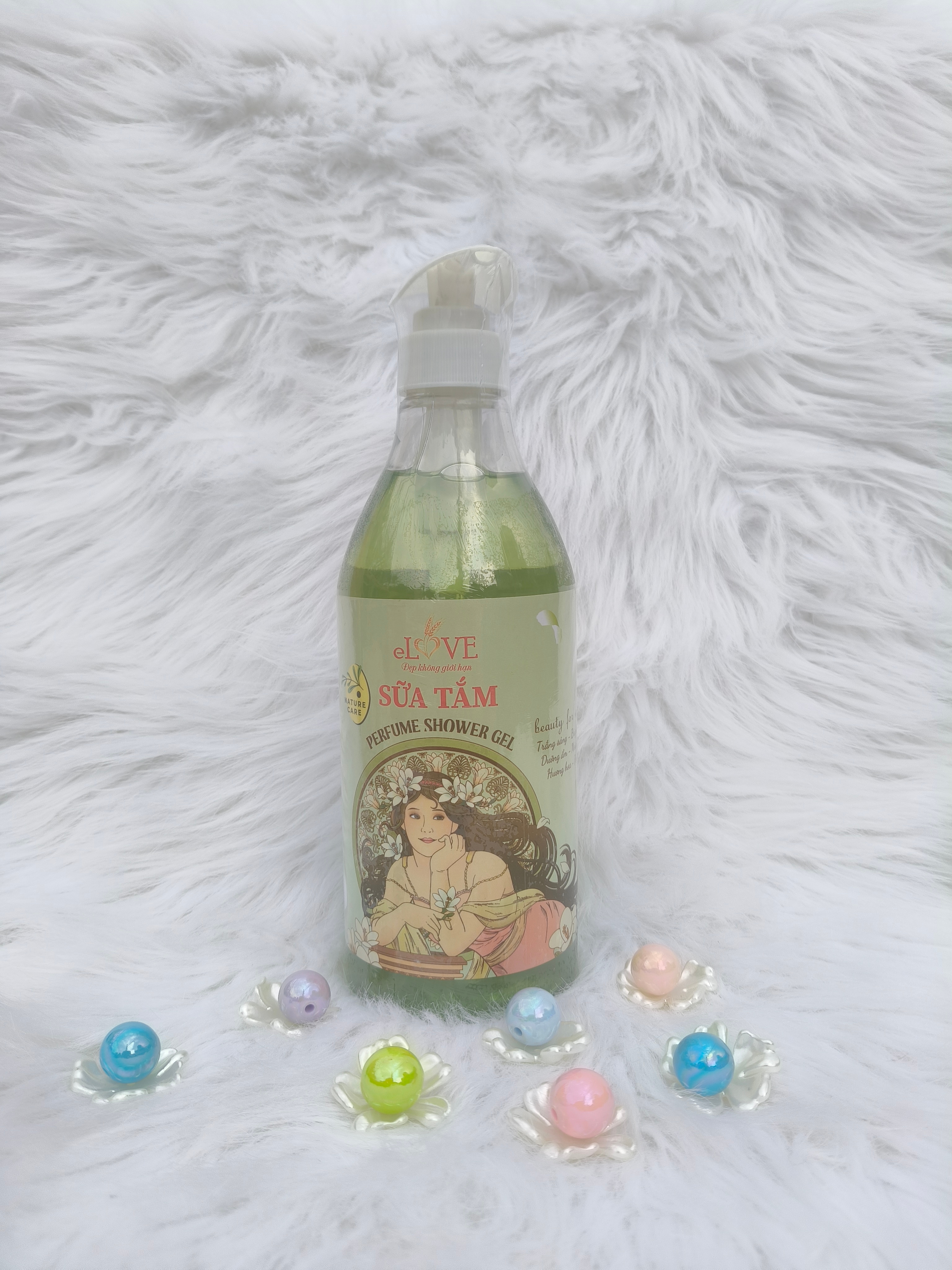 GEL TẮM  eLOVE Ferfume  Shower Gel. Màu Xanh Lá