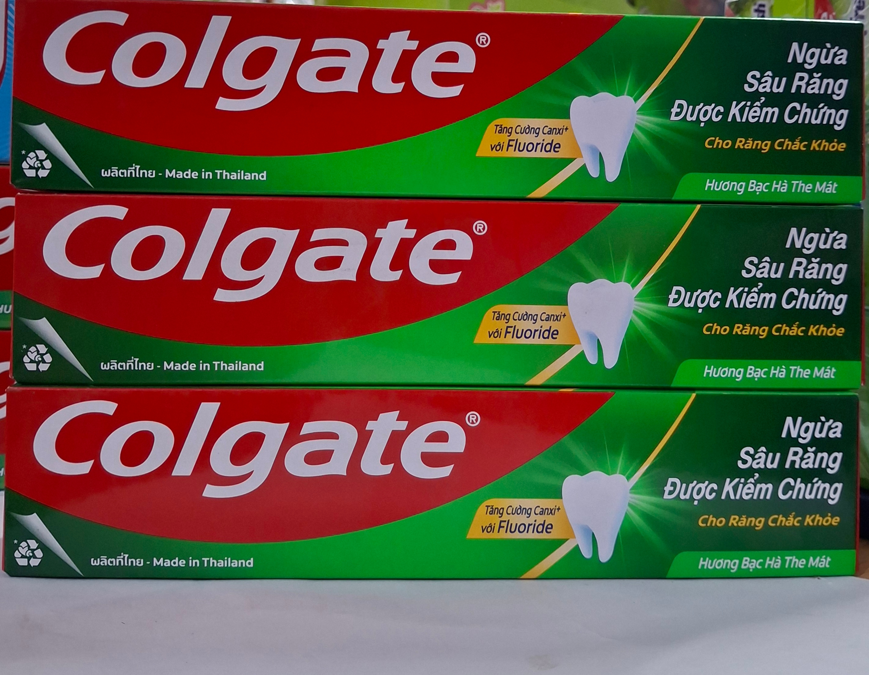            com bo 2 hop Kem đánh răng COLGATE ngừa sâu răng