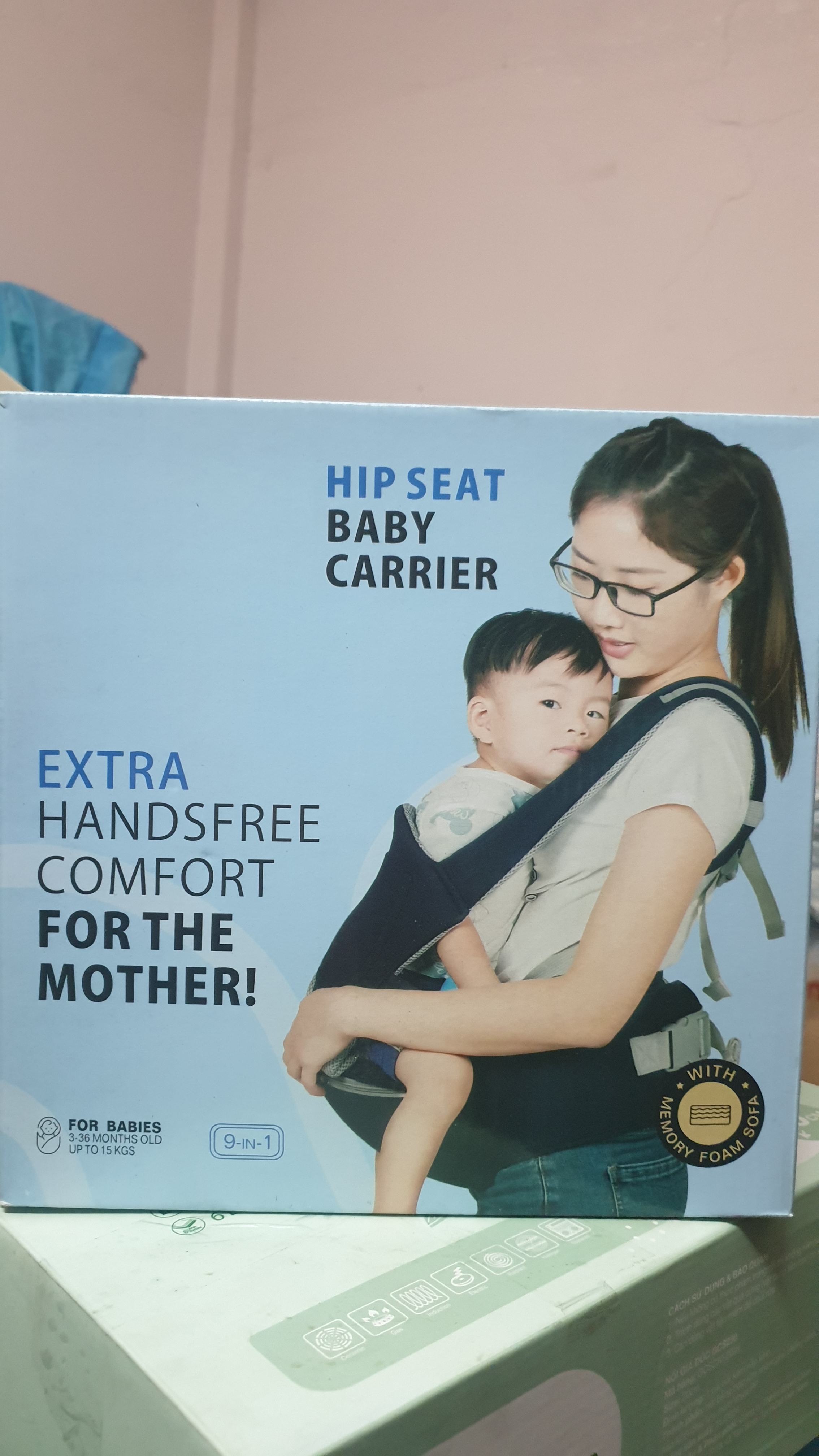 Địu ngồi cho bé đa năng thương hiệu Orzbow. 