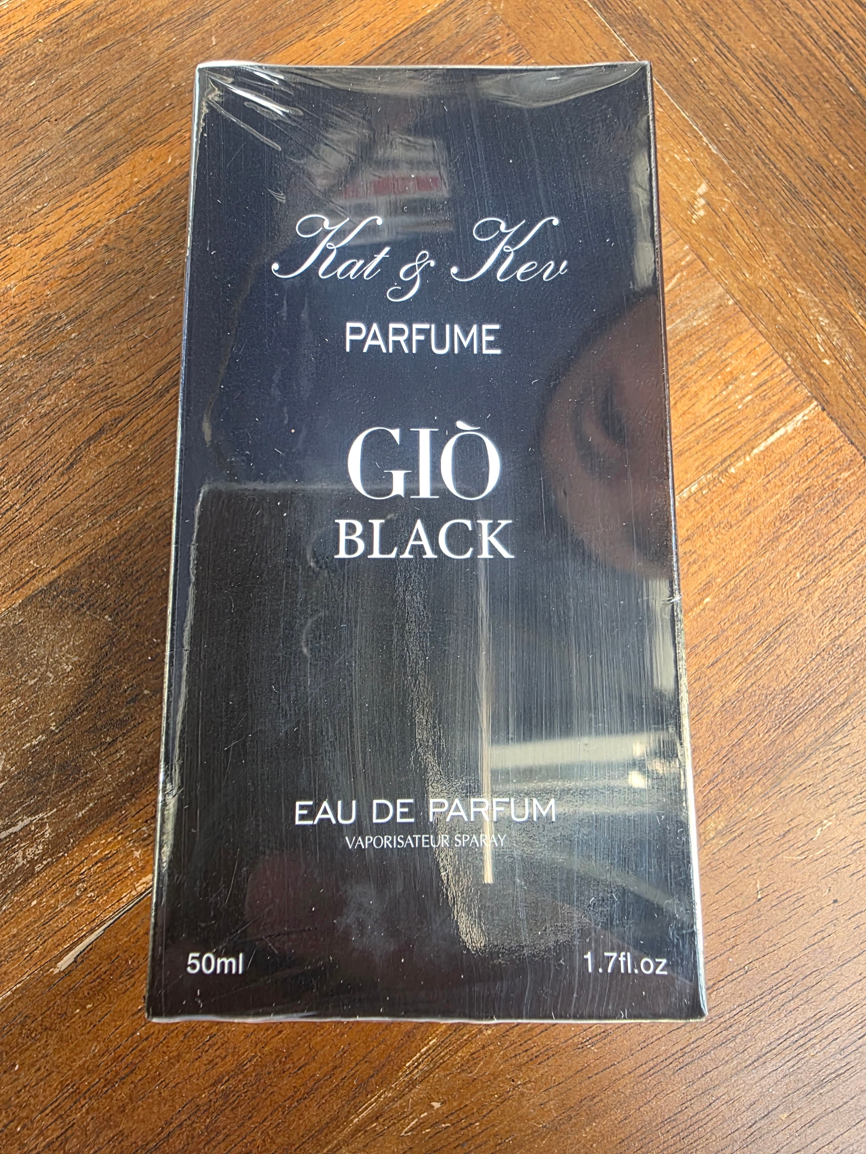 NƯỚC HOA GIÒ BLACK 
