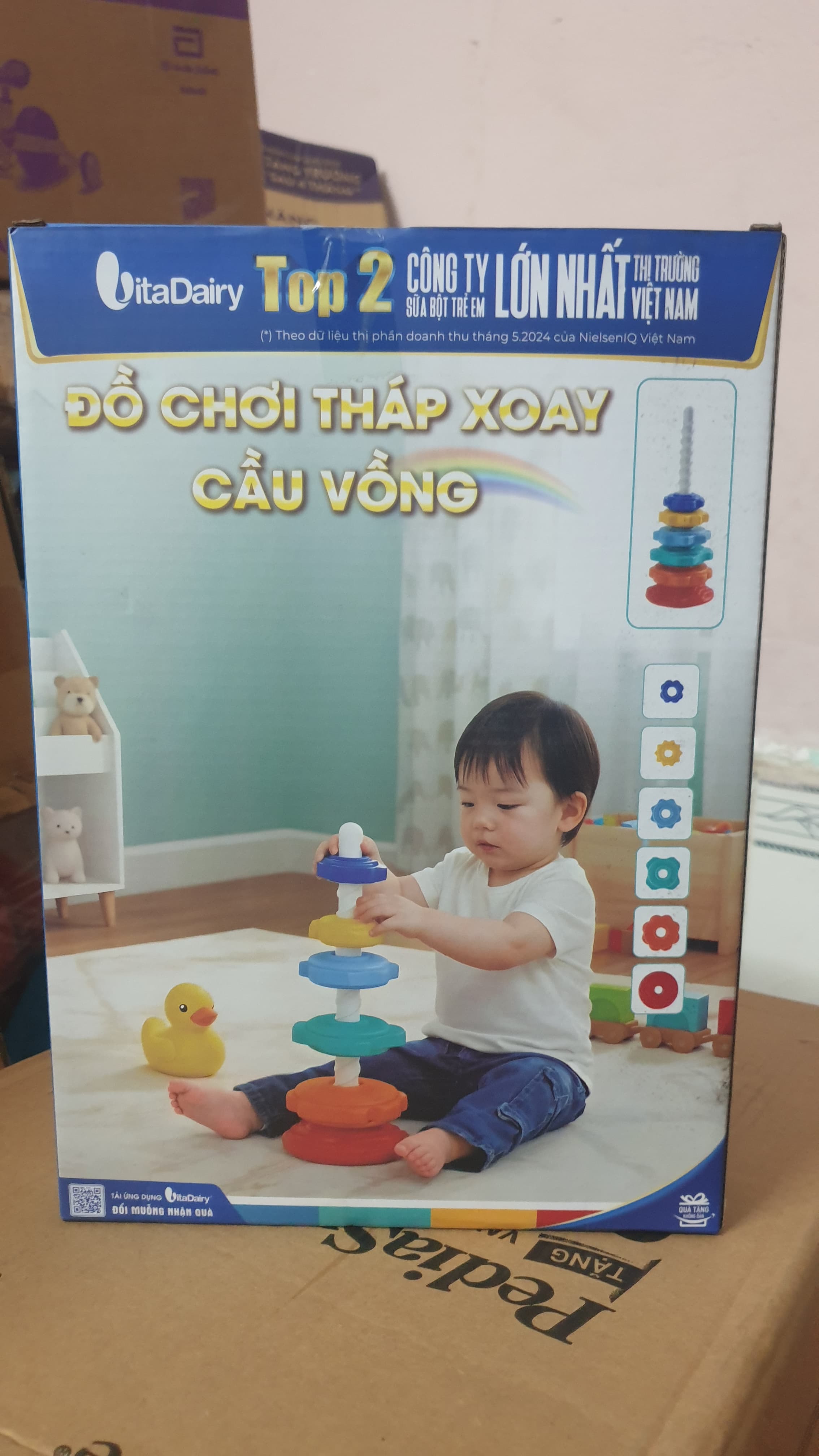 ĐỒ CHƠI THÁP XOAY CẦU VỒNG