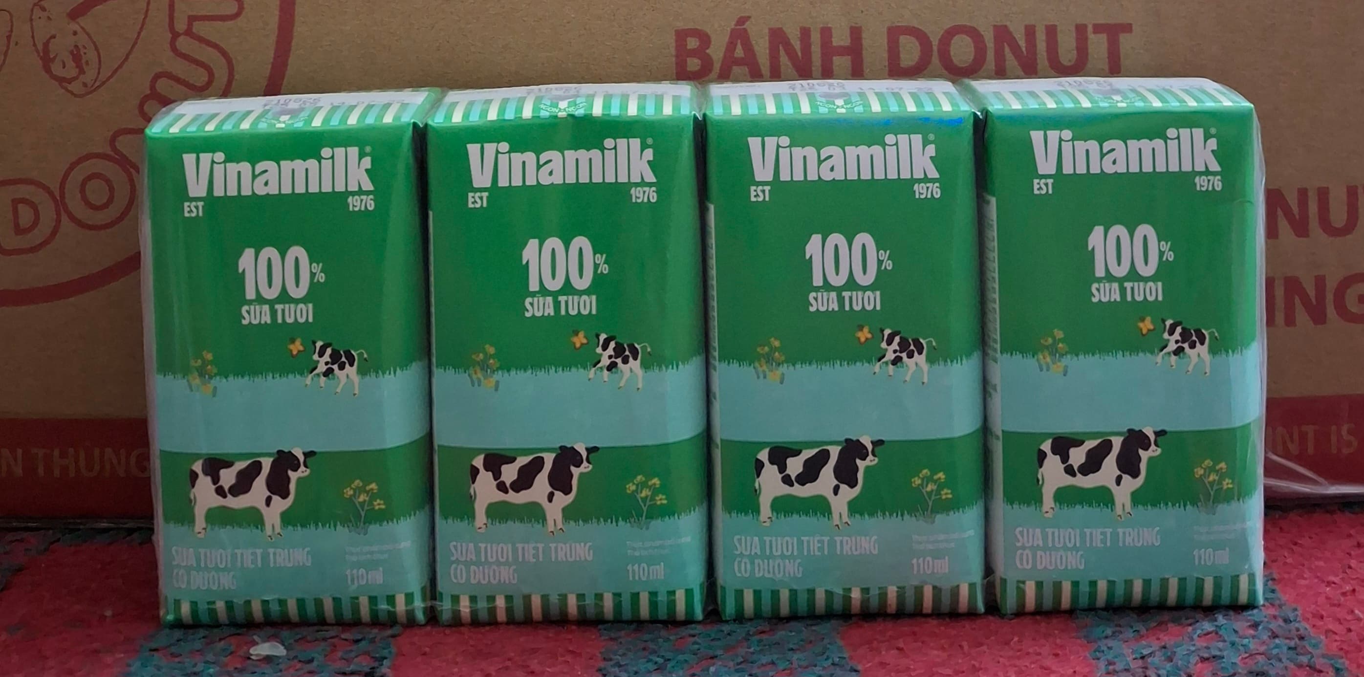 Combo 3 lốc  sữa Vinamilk có đường 110ml