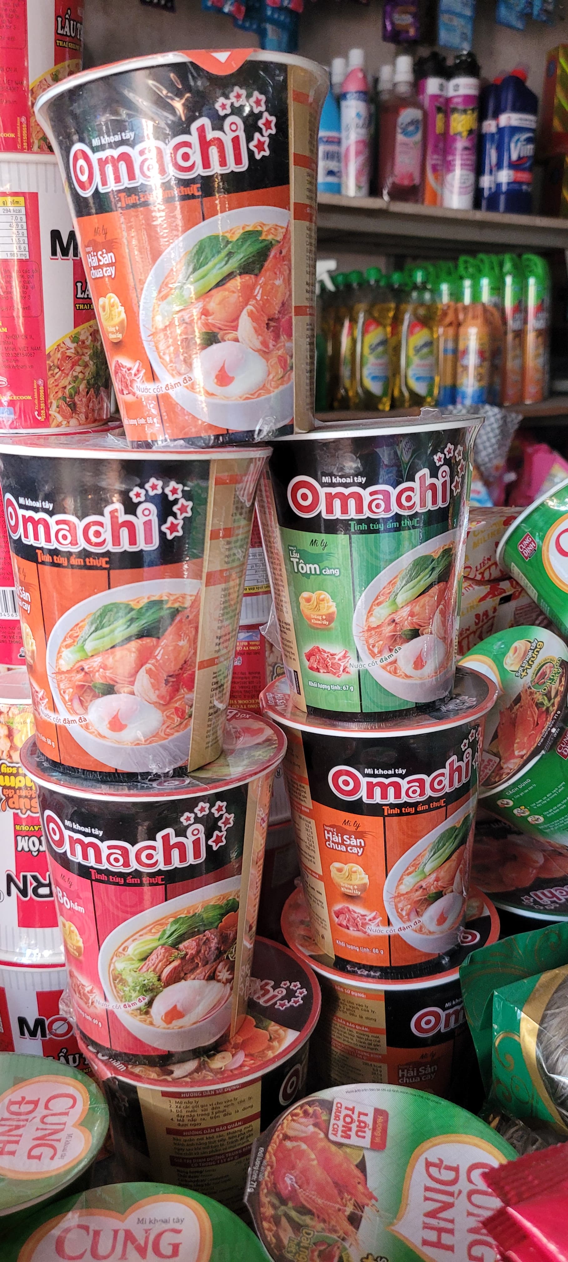 Combo 10 ly mì Omachi 